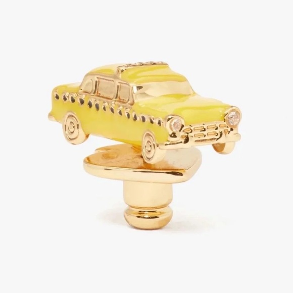 Kate Spade Ma Cherie taxi! stud earrings - Picture 4 of 7